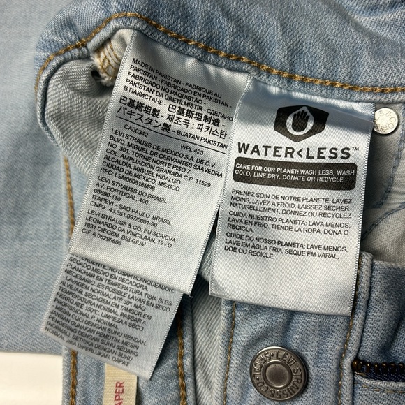 Levi’s Light Blue High Waisted Taper Denim Jeans, Sz 24 (W24 x L27) - Picture 5 of 11